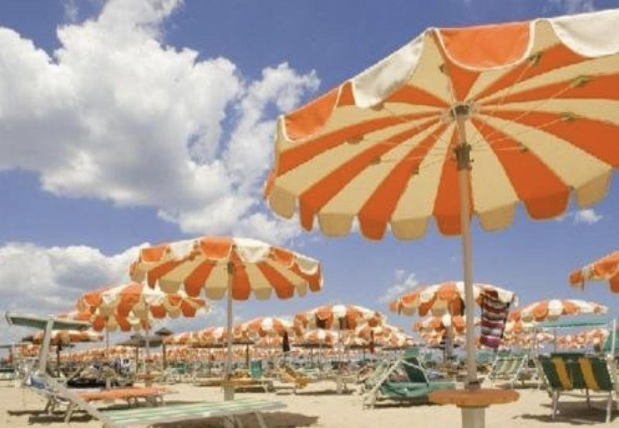 Hotel Bonaria Rimini Exterior photo